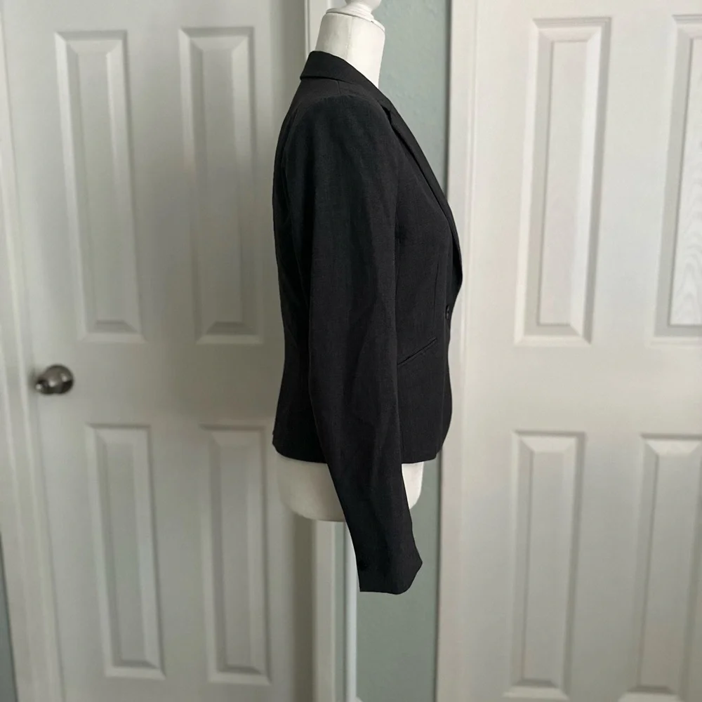 H&M Gray One Button Two Pocket Blazer Size 8 - Picture 4 of 7